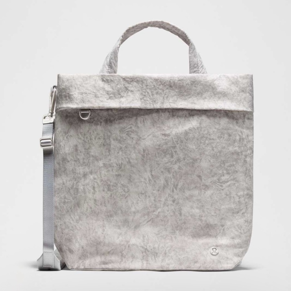 Lululemon On My Level Tote Bag 20L